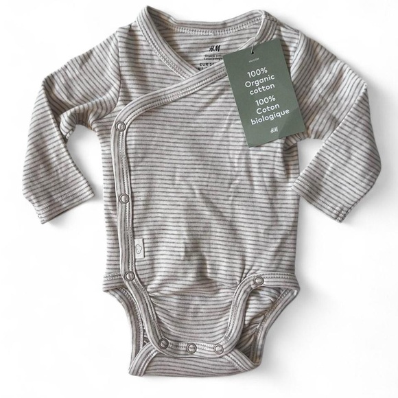 H&M Gray Striped Organic Cotton Bodysuit - Picture 4 of 6